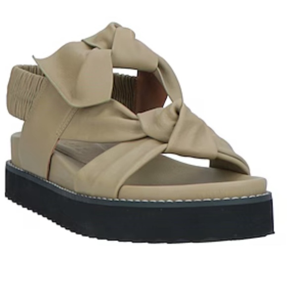 NWT VICENZA LEATHER SAGE GREEN WOMAN SANDALS NEW WITH BOX SIZE US 8.5 - Picture 6 of 7